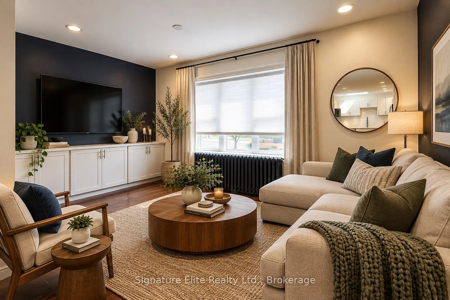 2 bed, $2,500 — Photo 1