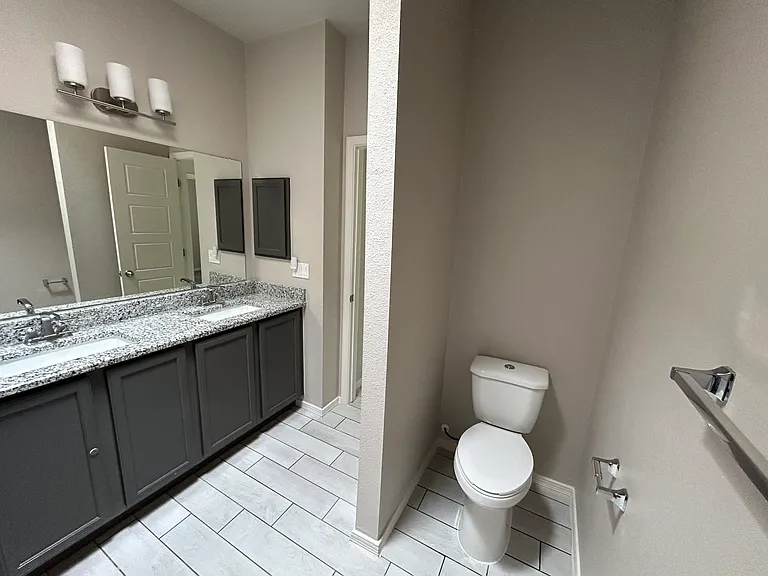 4817 Mark Avizo St — Photo 24