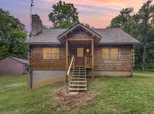 9613 Vine Dr, Loveland, OH 45140