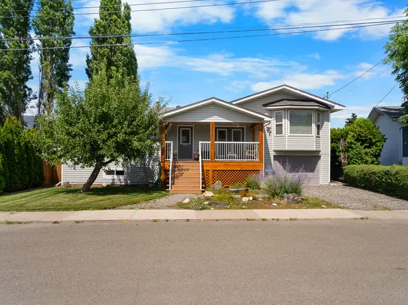 2701 Langstaff Pl, Merritt, BC V1K 1E6