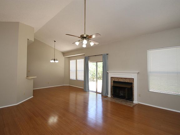 4th image of 2200 Big Hollow Dr