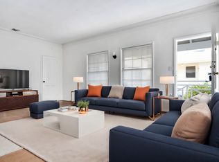 141 S Bedford Dr #1/4, Beverly Hills, CA 90212