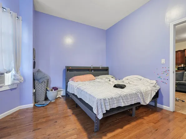 717 16th Street image 25 of 30