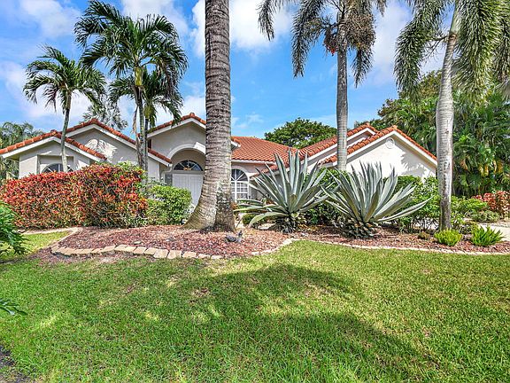 5th image of 8017 Desmond Drive
