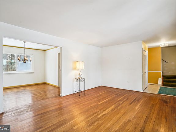 5th image of 2023 Powhatan St