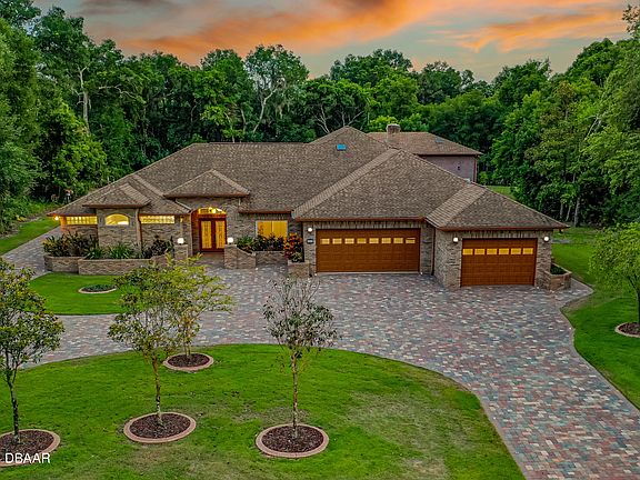 2nd image of 688 Ferncliff Dr
