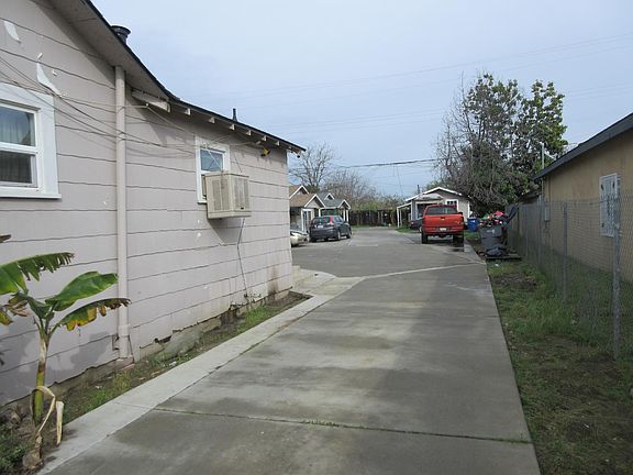 4th image of 150 W Whitesbridge Ave