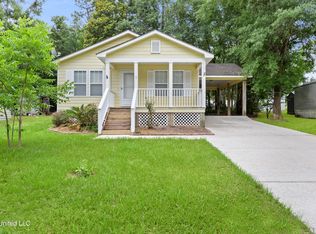 10734 Lilinoe Way, Diamondhead, MS 39525