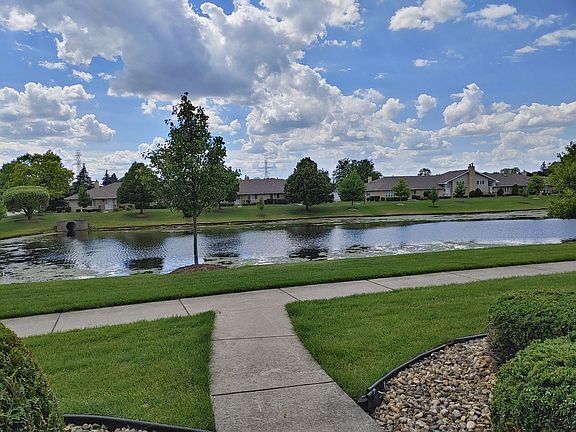 5th image of 18253 Oregon Ln #310