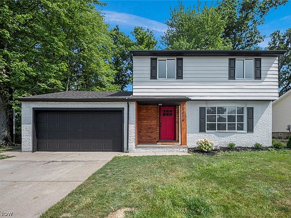 2nd image of 5616 Thoreau Dr