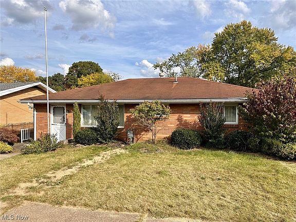 2nd image of 117 Sherwood Dr