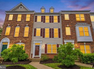 25320 Shipley Ter, Chantilly, VA 20152