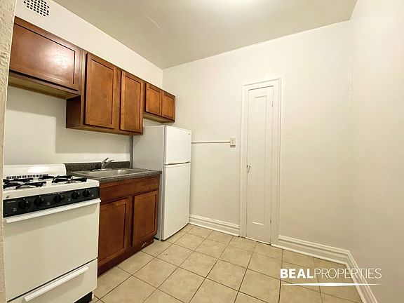 5th image of 4829 N Damen Ave APT 309