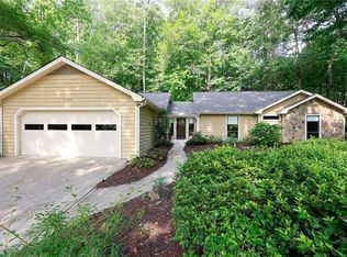 1955 Hitching Post Ln, Marietta, GA 30068