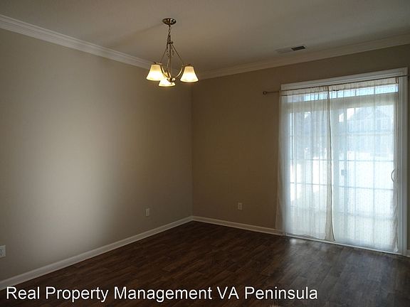 4th image of 108 Promenade Ln