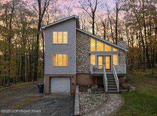 445 Hyland Dr, East Stroudsburg, PA