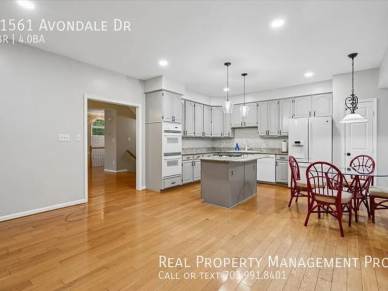 11561 Avondale Dr — Photo 13