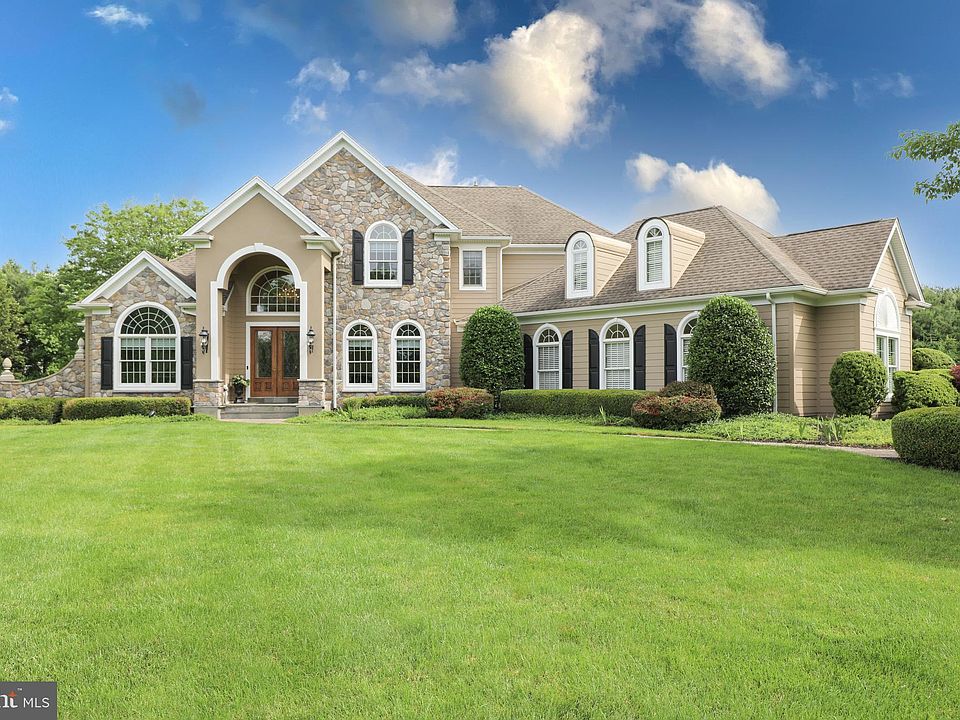 9 Longmeadow St, Newtown, PA 18940 Zillow