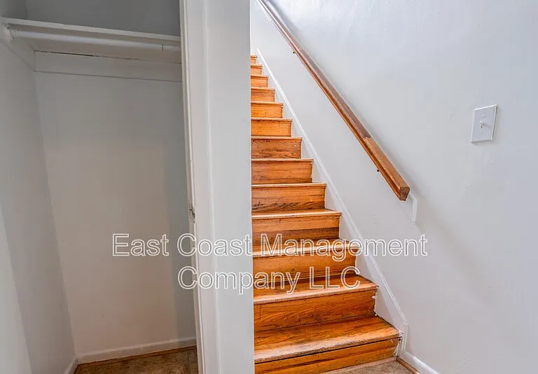 1502 E Baltimore St #2 — Photo 2