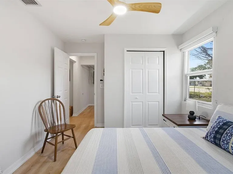 2147 Washington Ave #A — Photo 16