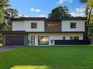 46 Cambridge Ln, Lincolnshire, IL