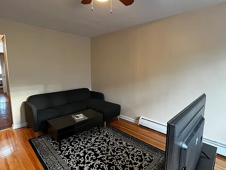3540 Bronxwood Ave #1 — Photo 17