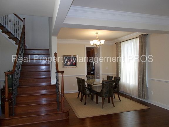 5th image of 15478 Admiral Baker Cir