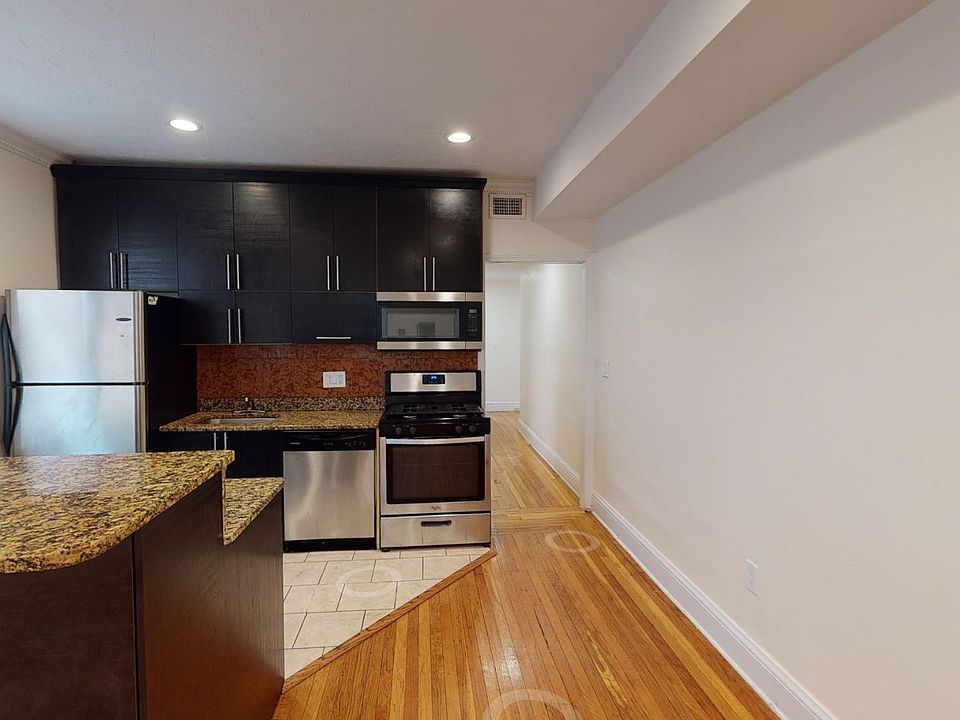 1st image of 73 Thatcher St #13