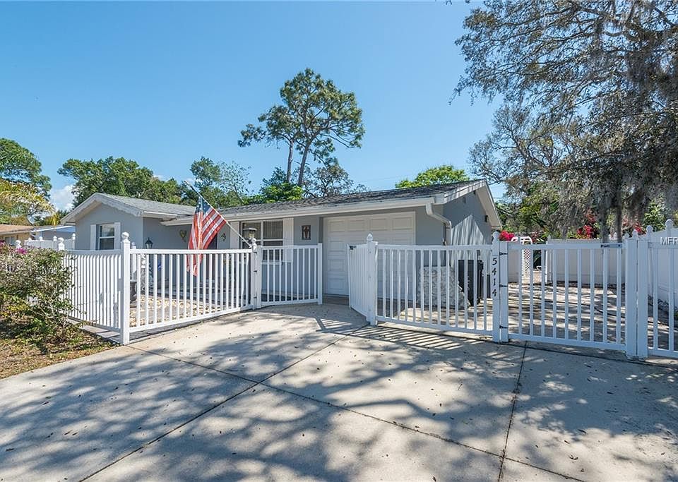 1st image of 5414 Forest Hills Dr