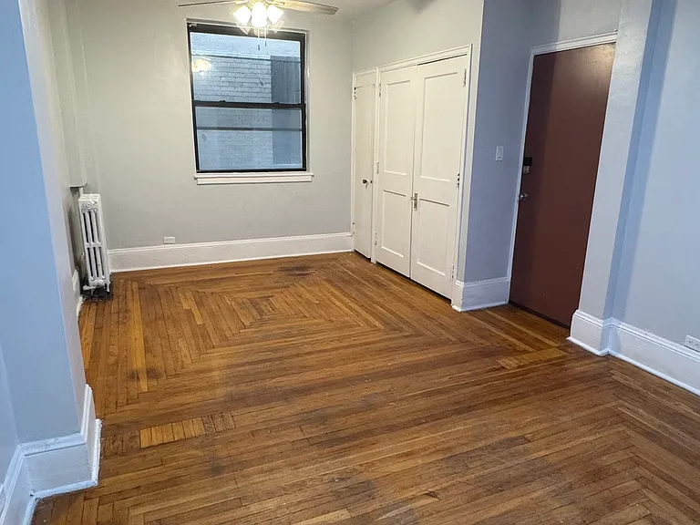948 Court St #304 — Photo 8