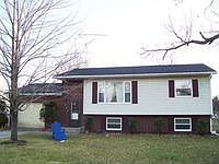 2nd image of 325 E La Crosse St