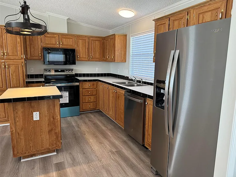 3163 FM 1966 — Photo 5