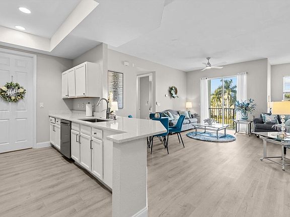 4th image of 10480 SW Stephanie Way Unit 3-206