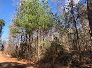 Davis Woods Dr, Columbus, MS 39705