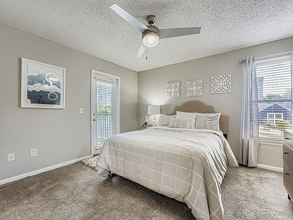 4th image of 100 Wood Terrace Pl NE #2028