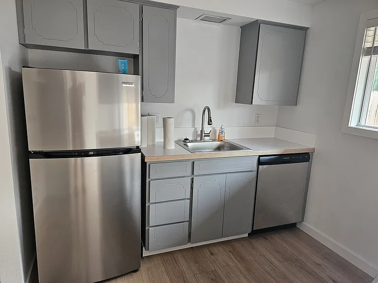 424 Kennel St — Photo 1