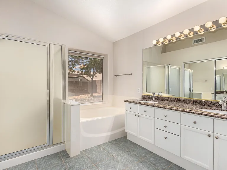 4830 W Geronimo St — Photo 13