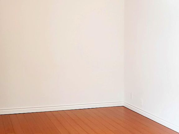 5th image of 1141 N Columbus Ave #Z-30066
