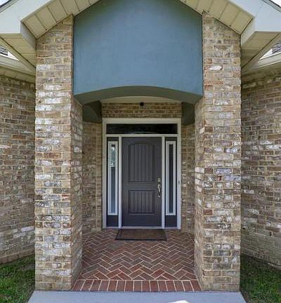 3rd image of 1001 Shadowstone Dr