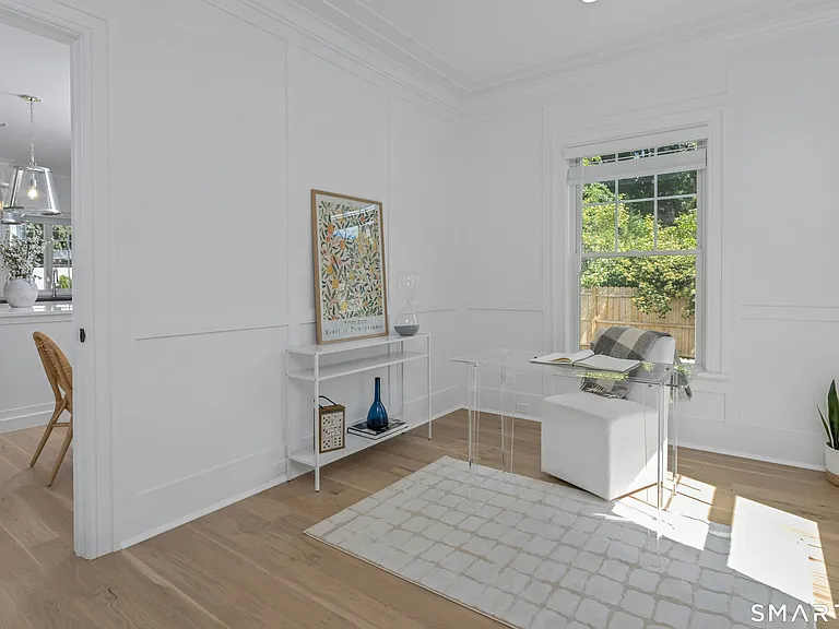 18 Old Stamford Rd — Photo 11