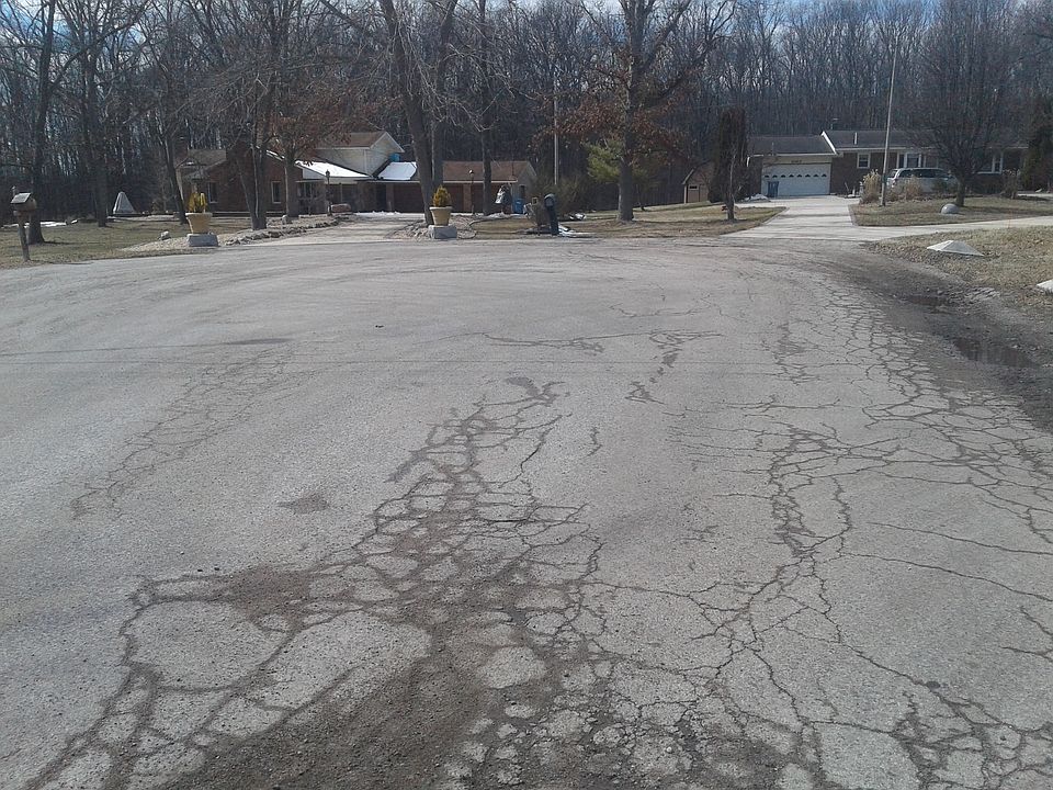 2nd image of 6424 Alamo Ct
