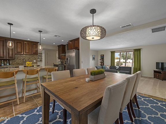 3rd image of 8555 E Rose Ln