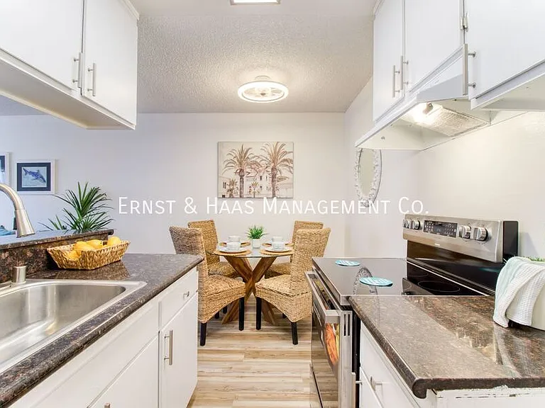 5500 Ackerfield Ave #307 — Photo 11