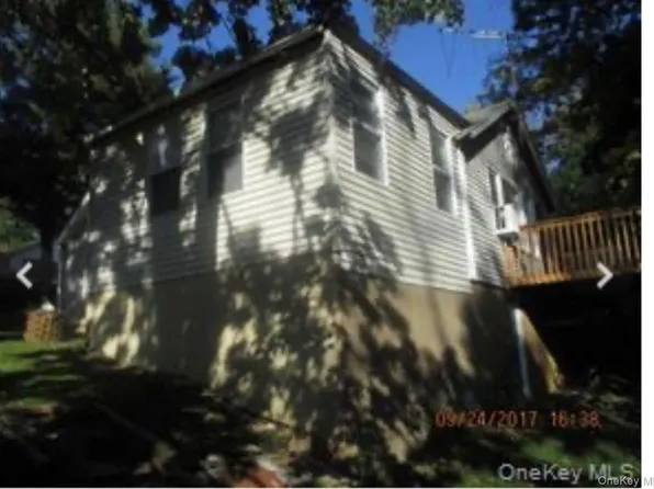 37 Roosevelt St, Wurtsboro, NY 12790