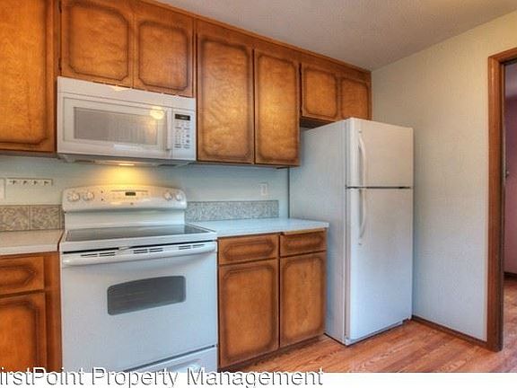4th image of 9016 158th St E
