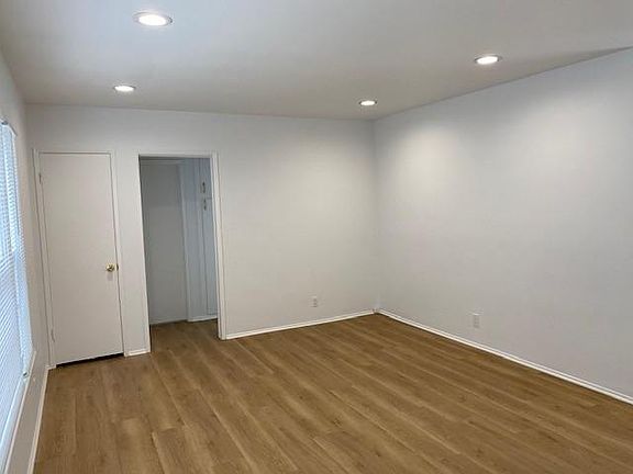 5th image of 1030 S Ogden Dr #1030