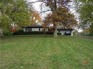 5205 Lancelot Dr, Indianapolis, IN