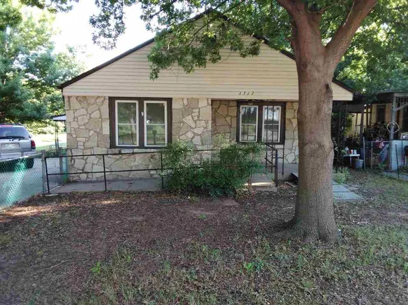 1313 W Sycamore Ave, Duncan, OK 73533