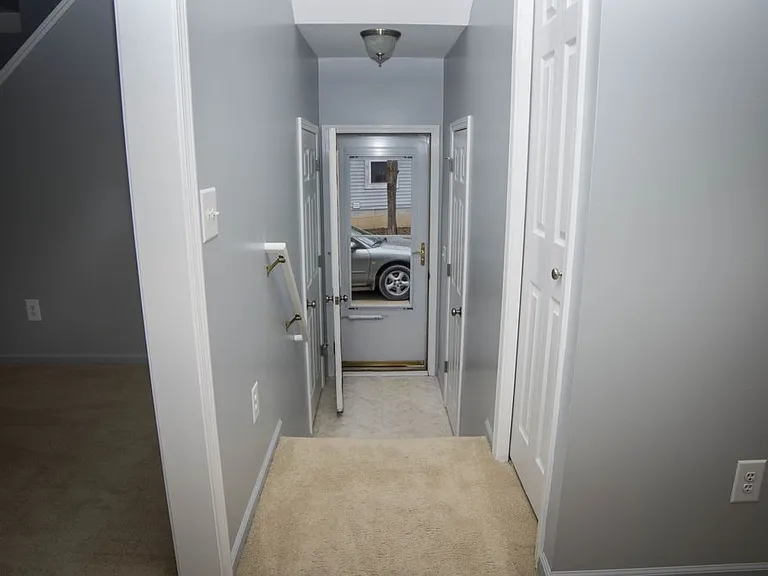 484 Waverly Cmns — Photo 7