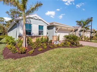 319 Tamarindo Ln, Naples, FL 34114